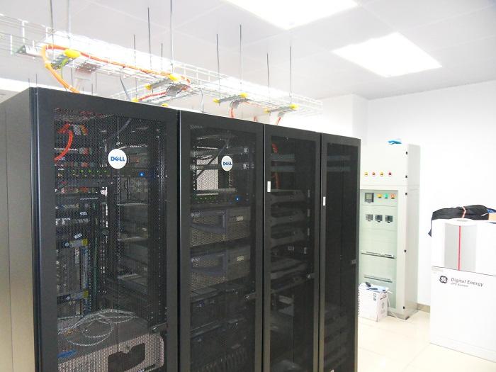 功能齊全的電力監控顯示解決方案