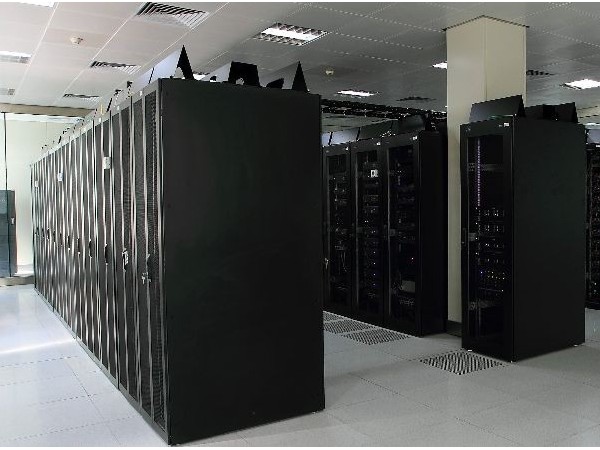 電力通信機房動(dòng)力環(huán)境監控系統適應企業(yè)智能化管理