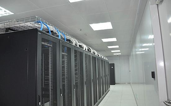 信息中心機房動(dòng)環(huán)監測方案這里有！