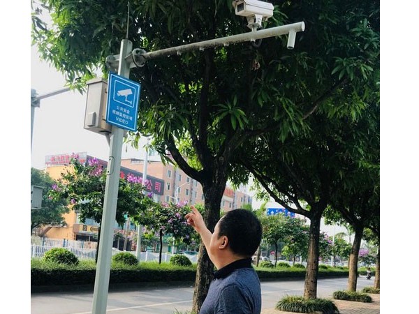 街邊上的視頻監控配電箱也需要動(dòng)環(huán)監控系統！